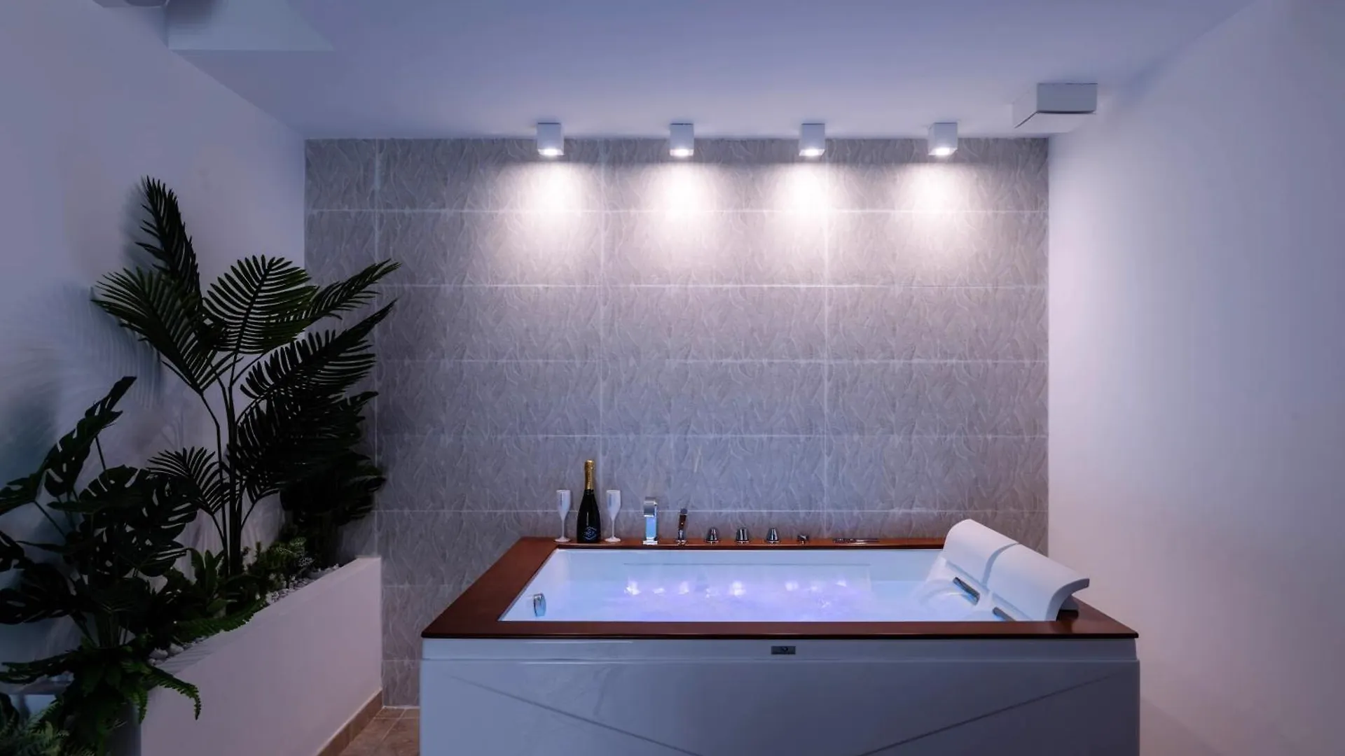Sunway Luxury Apartments 2 Alghero 0*,  Italy